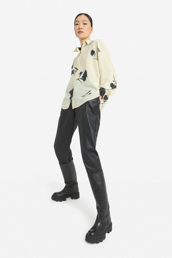 SALE(ING) INTO THE "NEW" YEAR