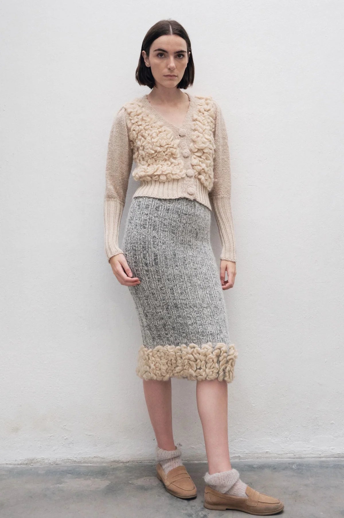 GUNNY - BROWNISH GREY