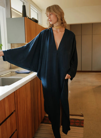 ROYAL V DRESS - FRENCH NAVY BLUE