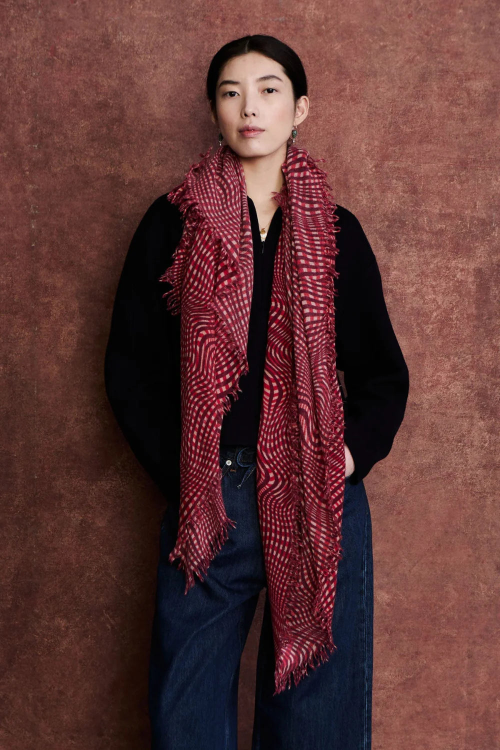 100% CASHMERE SCARF RED WARPED PLAID