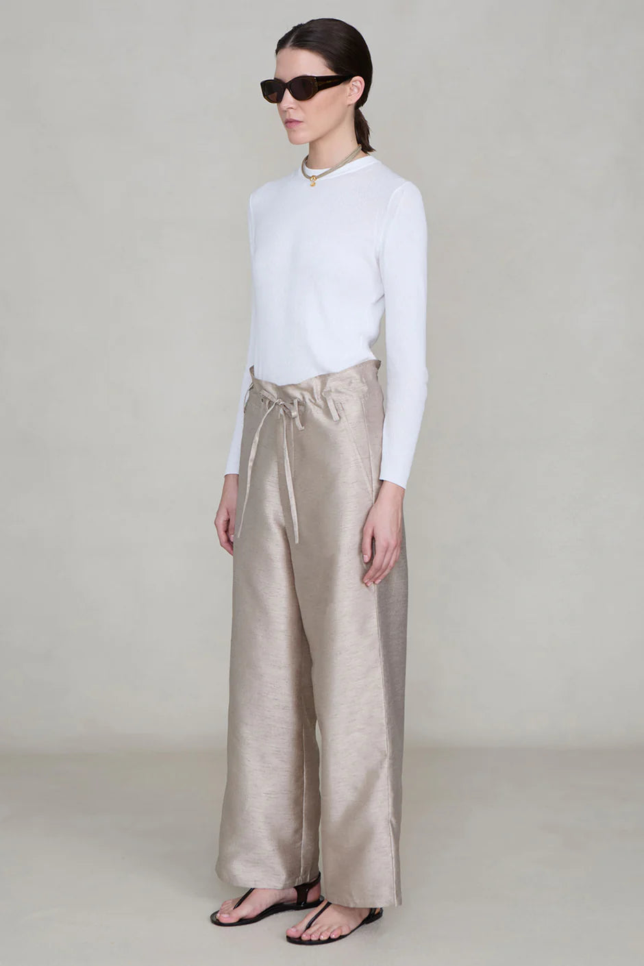 TECHNO TAFFETA STRAIGHT PANT TAUPE