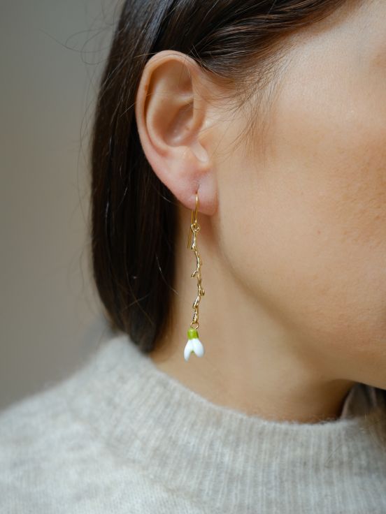 SNOWDROP EARRINGS