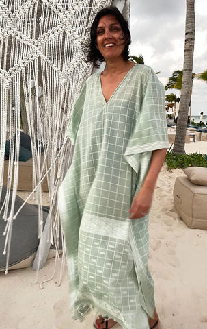 GRID V-NECK CAFTAN SAGE GREEN